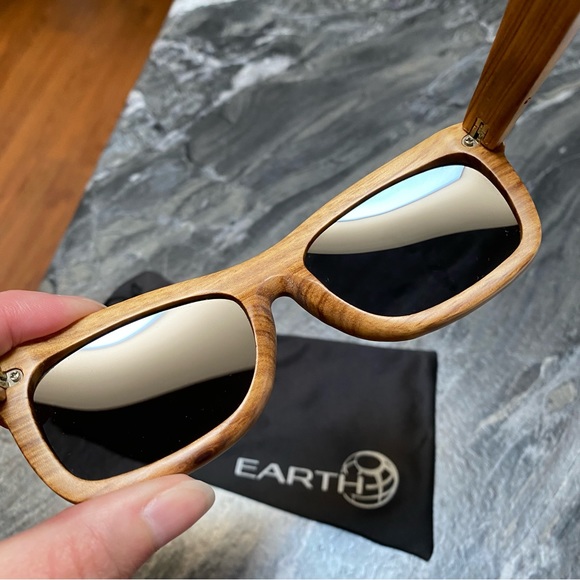 Earth sunglasses - Picture 5 of 5